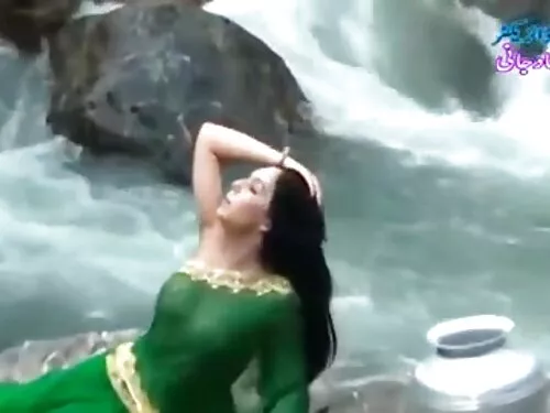 ஸ்டாக்கிங்ஸில் உள்ள  ...