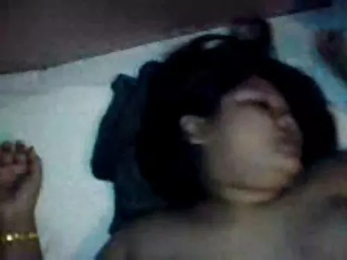 காதலி தன் காதலனின் ஆ ...