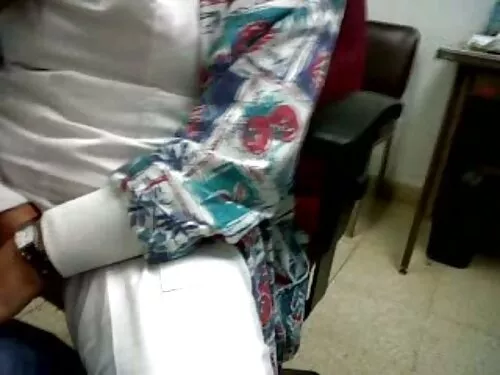 ஸ்டாக்கிங்கில் இருக் ...